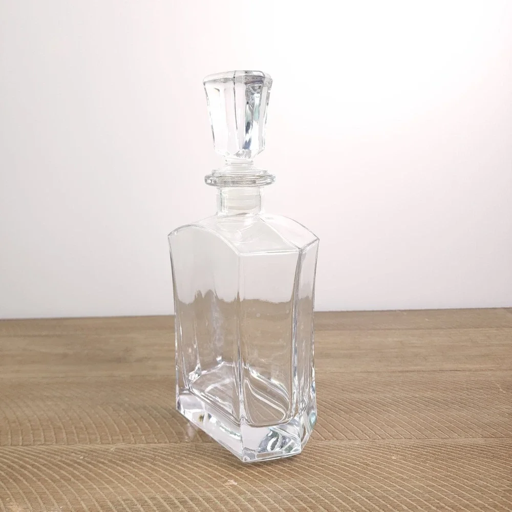 Godinger Crystal Whiskey‎ Decanter W/ Stopper Heavy Classic 25 oz